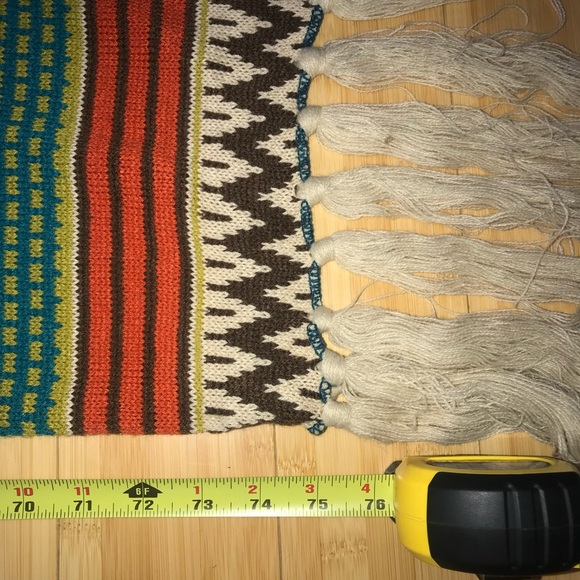 Multicolor Patterned Scarf 🧣 - Picture 5 of 7